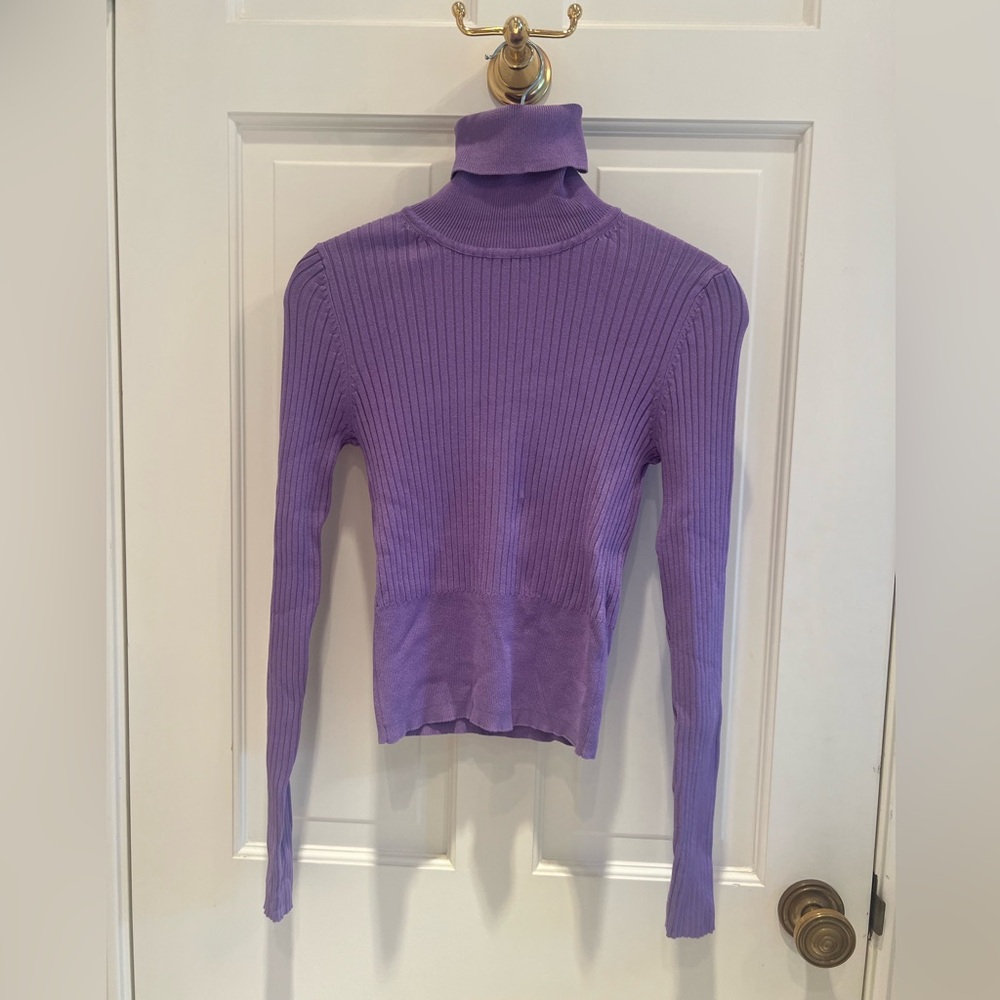 Zara cropped ribbed deep lavender soft cotton like turtleneck. Size S. NWT.